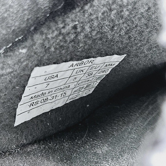 Vionic Arbor Clogs Sz 7 Gray Water Resistant Suede Slip On Knit Collar Comfort - Picture 9 of 10